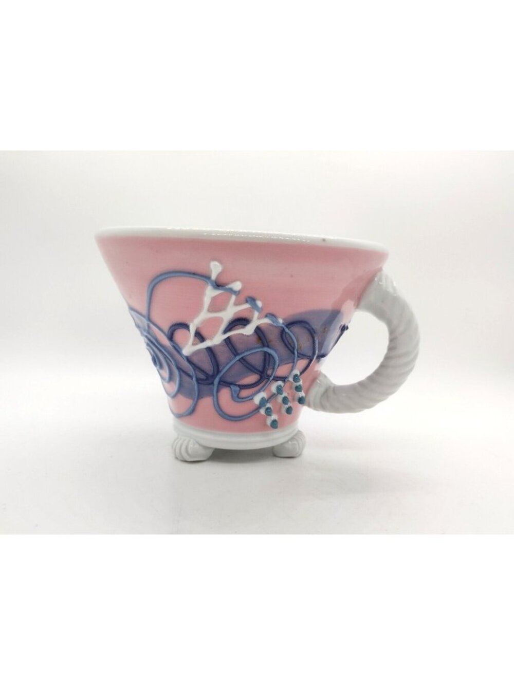 Vintage Studio Pottery Footed Coffee Mug Signed Hiulmm Pink Raised Relief Artsy